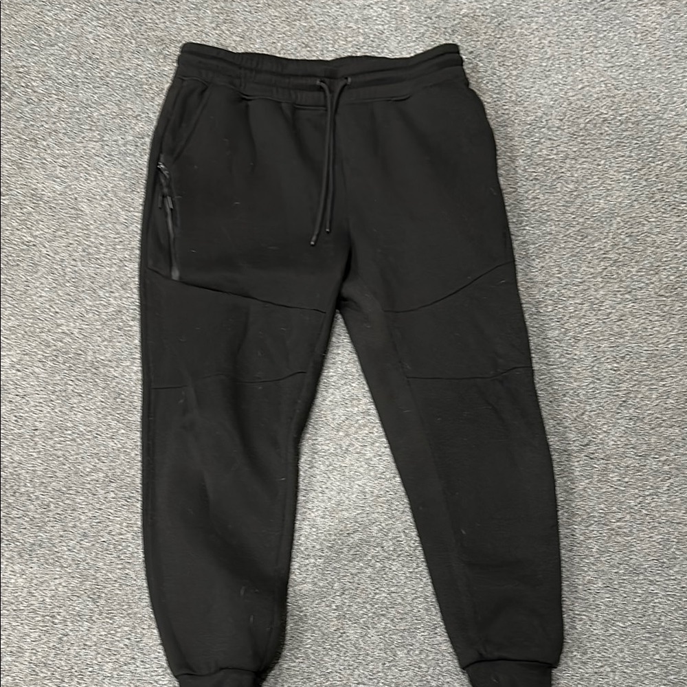 Black Elastic Waist Joggers with Cuffed Ankles